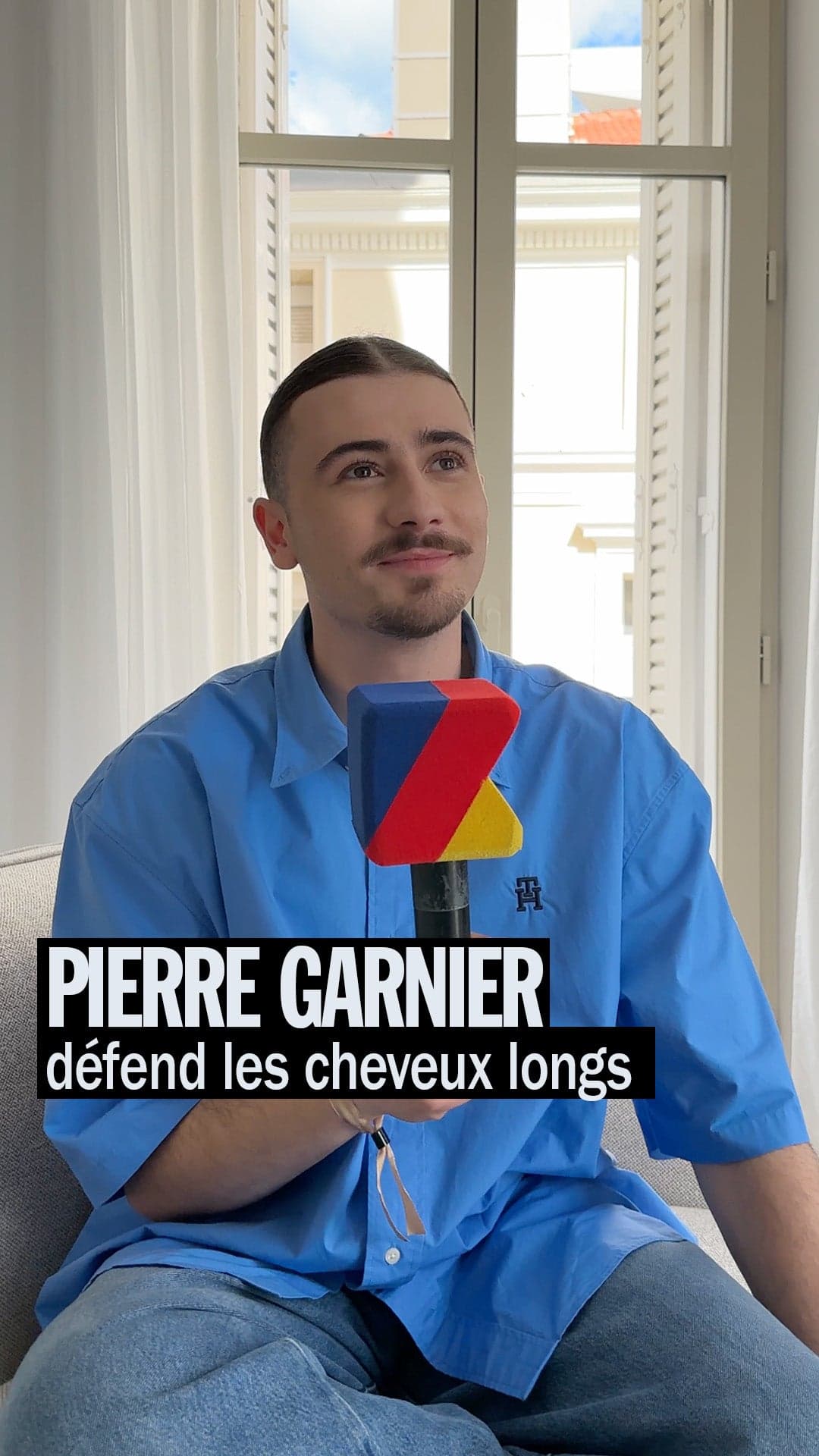 Pierre Garnier défend les cheveux longs (et il a bien raison)