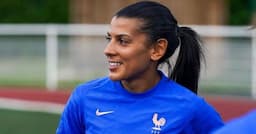 “Le football, c’est toute ma vie” : Kenza Dali, une véritable passionnée en équipe de France
